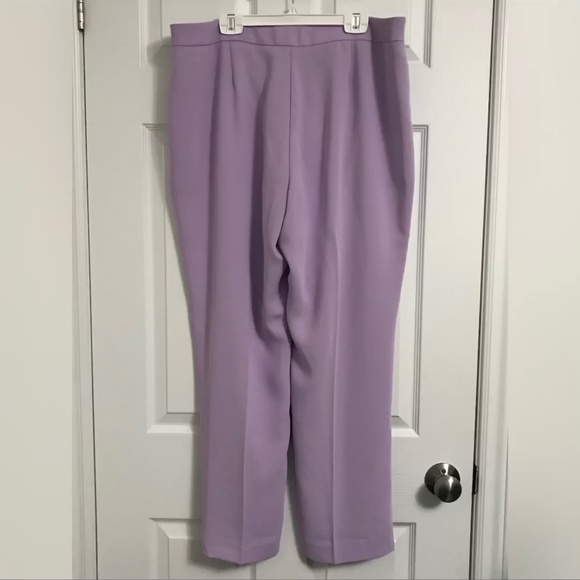 NWOT Laura Petites Dress Pants Size 14 Front Zipper Hook Wide Leg Purple Lilac - Picture 2 of 4